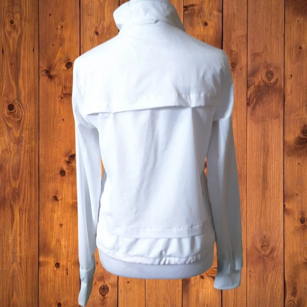 T By Talbots Size P White Zip Up Activewear Jacket Pockets Thumbholes Casual